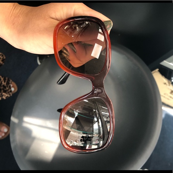 Prada sunglasses - Picture 1 of 4